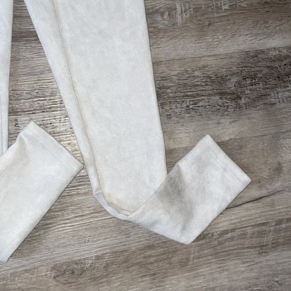 So real light grey suede jumpsuit cut out long sleeves size medium NWT - Picture 8 of 15